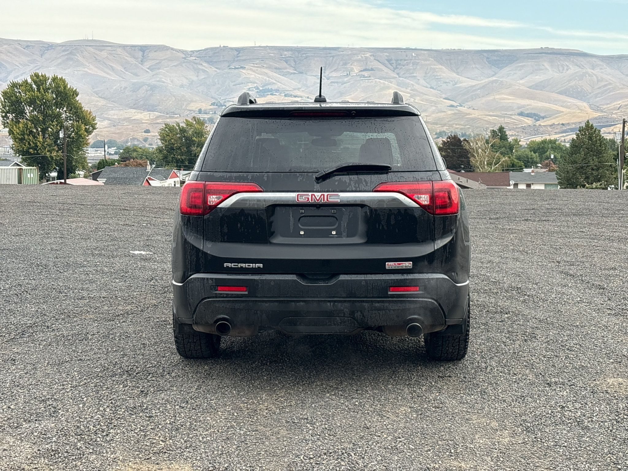 Used 2017 GMC Acadia SLT AWD/4WD image 11
