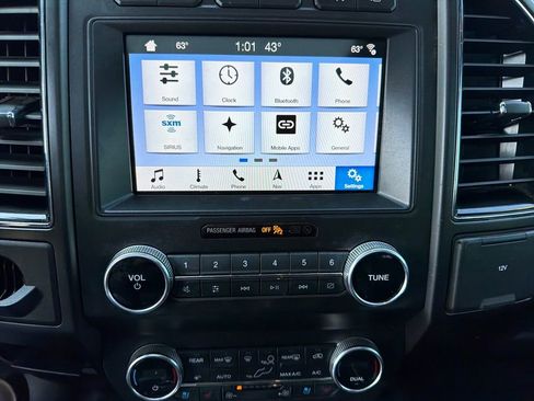 Used 2019 Ford Expedition Limited w/ Equipment Group 303A image 24