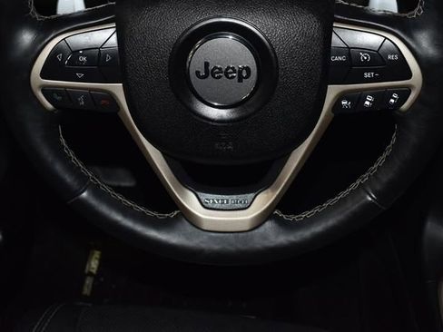 Used 2014 Jeep Grand Cherokee Overland w/ Advanced Technology Group image 18