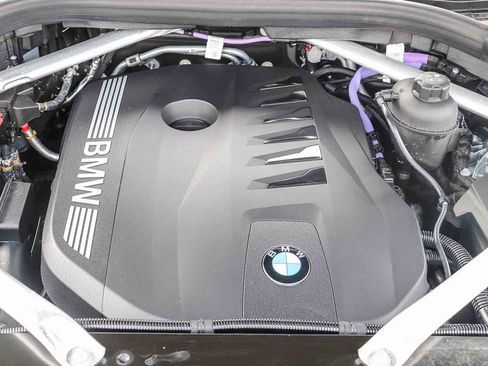 Used 2025 BMW X5 sDrive40i w/ Premium Package image 26