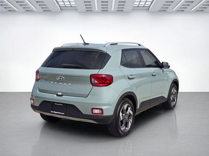 Used 2025 Hyundai Venue SEL
