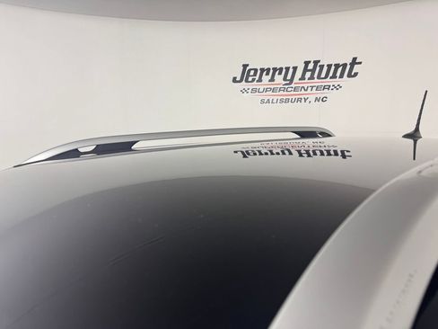 Used 2020 Jeep Cherokee Limited AWD/4WD image 12