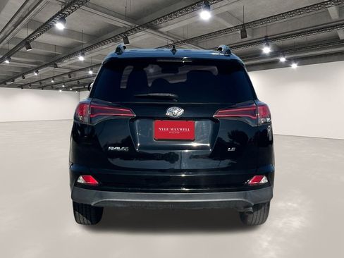 Used 2018 Toyota RAV4 LE w/ All Weather Liner Package image 15