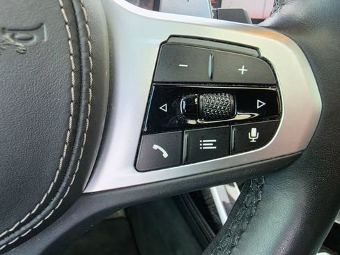 Used 2021 BMW X7 M50i AWD/4WD image 42