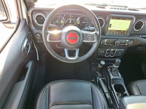 Used 2023 Jeep Wrangler Unlimited Sahara w/ Cold Weather Group image 11