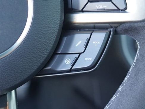 Used 2016 Ford Mustang Shelby GT350 w/ Technology Package image 26