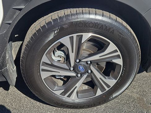 Certified 2025 Subaru Crosstrek 2.0i Premium image 28