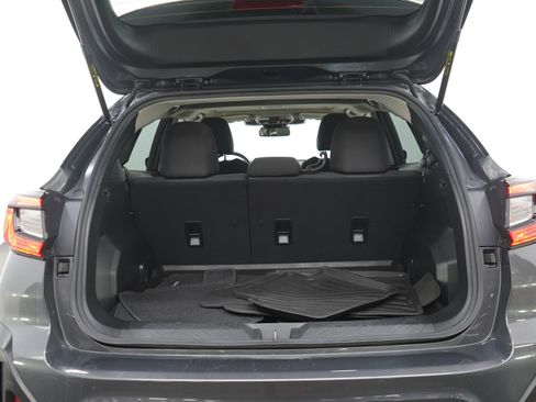 Used 2024 Subaru Crosstrek 2.0i Premium AWD/4WD image 17