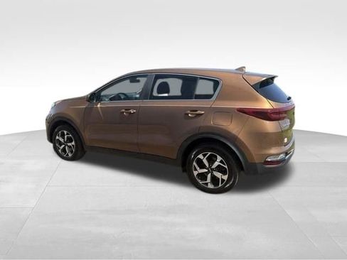 Used 2020 Kia Sportage LX FWD image 4