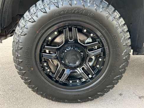 Used 2019 Ford F150 XLT w/ Equipment Group 302A Luxury AWD/4WD image 8