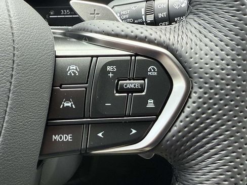 Used 2026 Lexus TX 500h AWD w/ Technology Package image 17