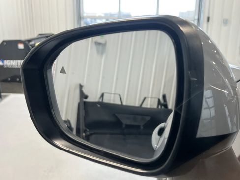 Used 2021 Nissan Rogue Platinum image 34