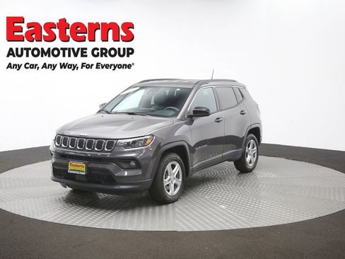 Used 2024 Jeep Compass Latitude AWD/4WD image 50