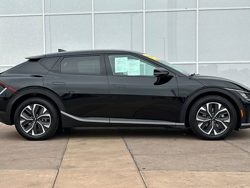 Used 2024 Kia EV6 Light image 3