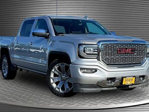 Used 2018 GMC Sierra 1500 Denali w/ Denali Ultimate Package AWD/4WD image 3