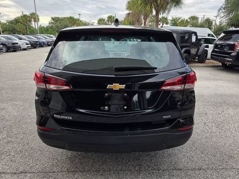 Used 2023 Chevrolet Equinox LS AWD/4WD image 11