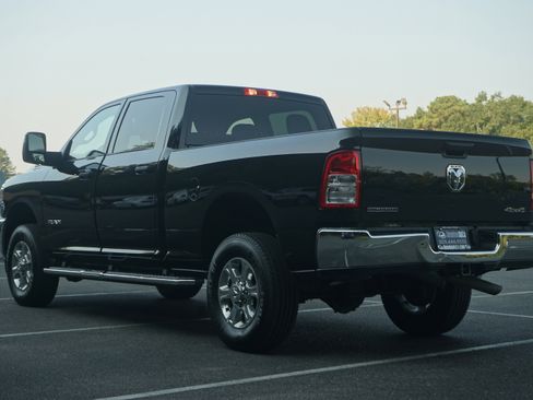 Used 2024 RAM 2500 Big Horn w/ Bed Utility Group image 7