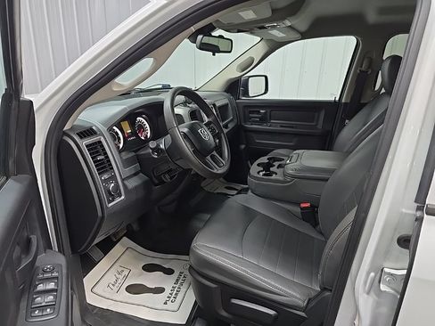 Used 2016 RAM 1500 Tradesman w/ Chrome Appearance Group AWD/4WD image 27