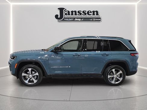 New 2026 Jeep Grand Cherokee Limited w/ Trailer Tow Package image 2