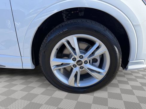 Used 2023 Audi Q3 2.0T Premium w/ Convenience Package image 10
