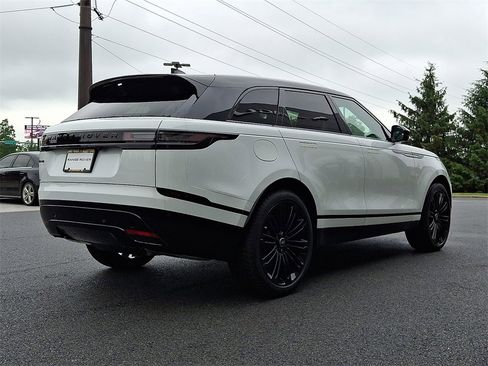 New 2026 Land Rover Range Rover Velar Dynamic SE image 3
