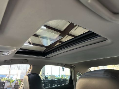 Used 2013 INFINITI M35 w/ Premium Pkg image 31