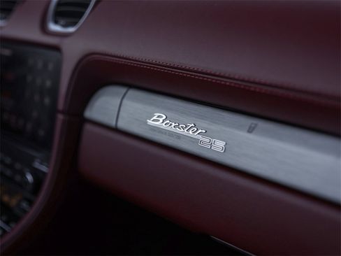 Certified 2021 Porsche 718 Boxster image 35