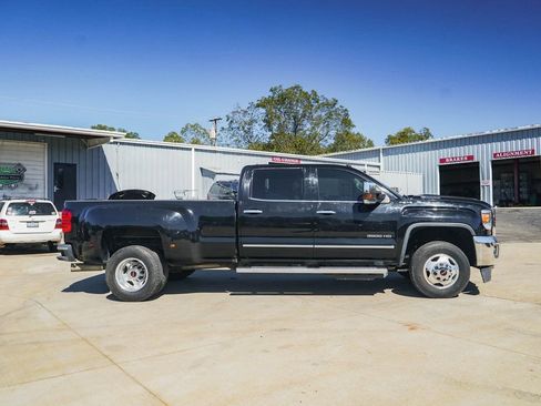 Used 2017 GMC Sierra 3500 SLT w/ Duramax Plus Package image 3