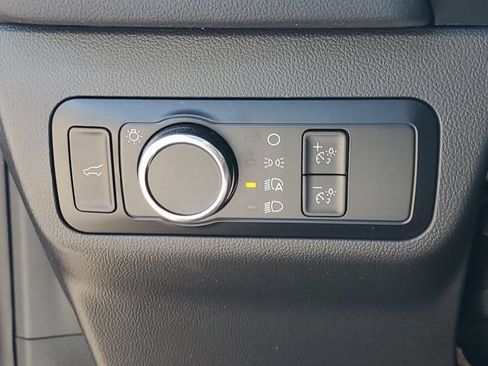 Used 2024 Ford Escape ST-Line w/ Tech Pack #1 AWD/4WD image 17