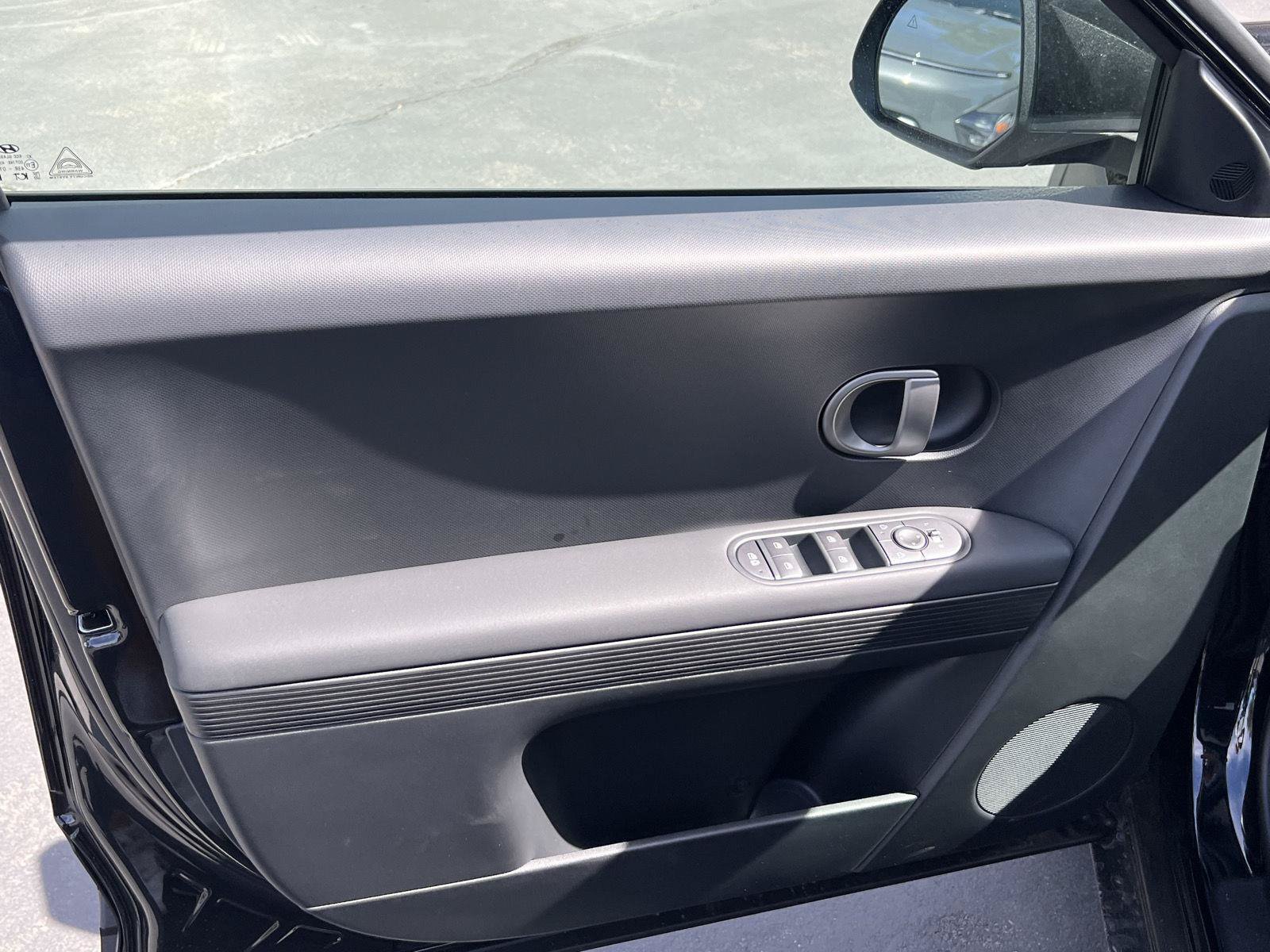 New 2027 Hyundai Ioniq 5 SEL AWD/4WD image 25