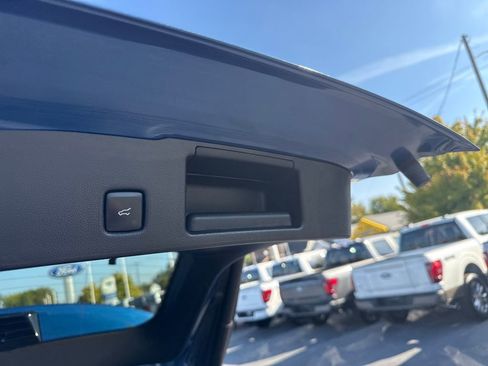 Used 2022 Ford Escape SE w/ Convenience Package image 14