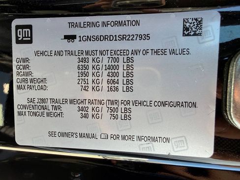 Used 2025 Chevrolet Suburban Z71 AWD/4WD image 51