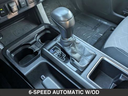 Used 2021 Toyota Tacoma TRD Sport w/ Technology Package image 16