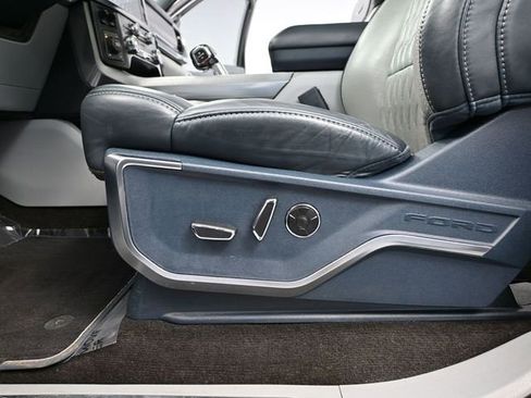 Used 2021 Ford F150 Limited image 23