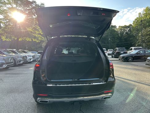 Certified 2024 Mercedes-Benz GLS 450 4MATIC image 9