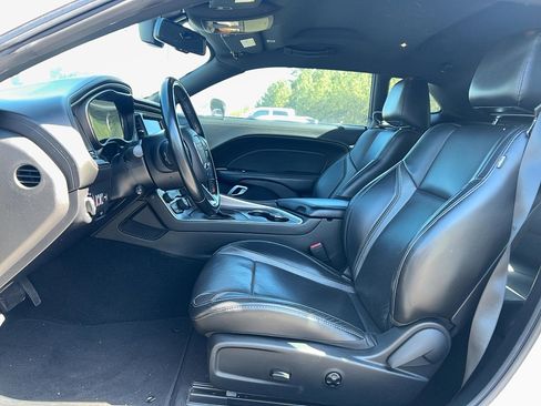 Used 2021 Dodge Challenger SXT w/ Plus Package RWD image 10
