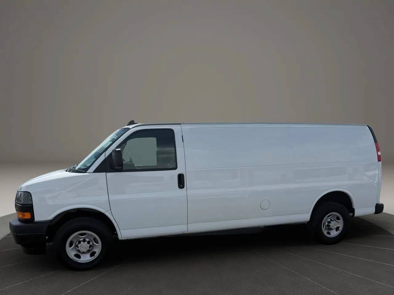 Used 2023 Chevrolet Express 2500 Extended w/ Driver Convenience Package RWD image 2