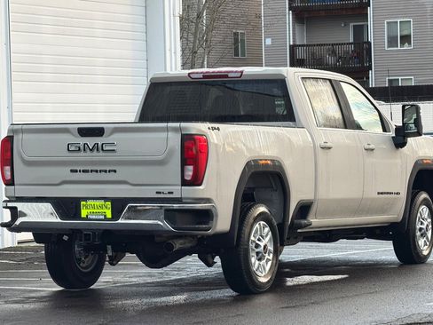 Used 2026 GMC Sierra 2500 SLE w/ LPO, Black Badging Package image 4