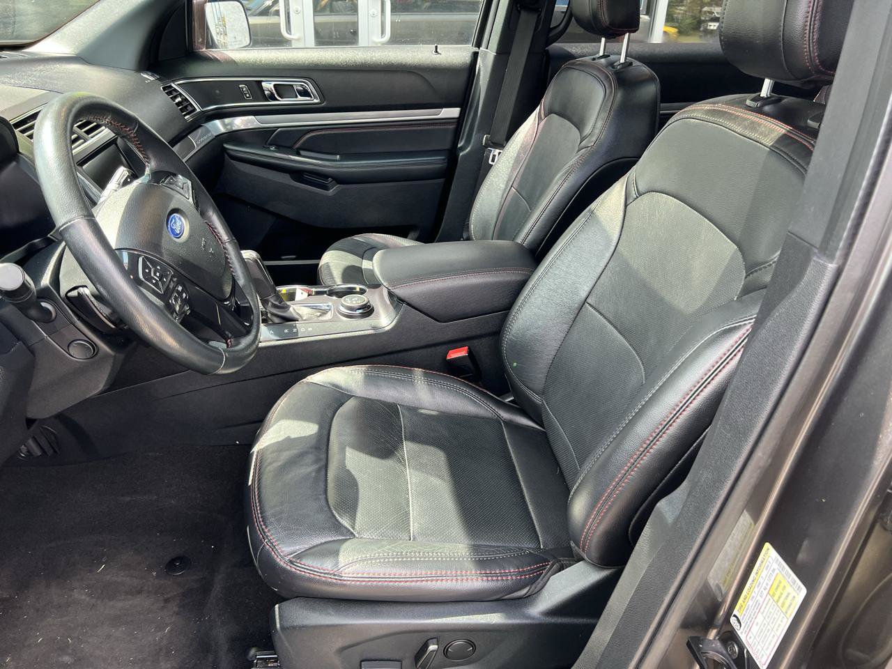 Used 2019 Ford Explorer Sport w/ Equipment Group 401A AWD/4WD image 14