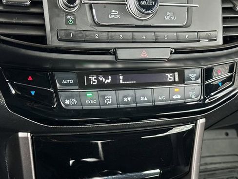 Used 2017 Honda Accord Sport Special Edition image 20