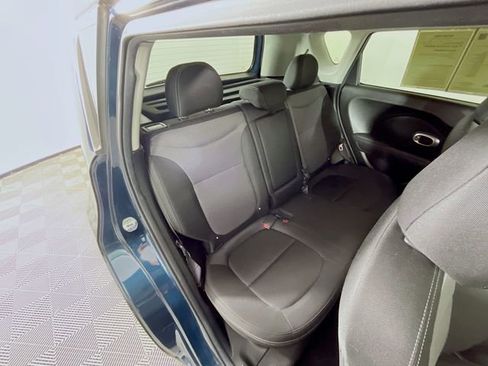 Used 2019 Kia Soul + image 25