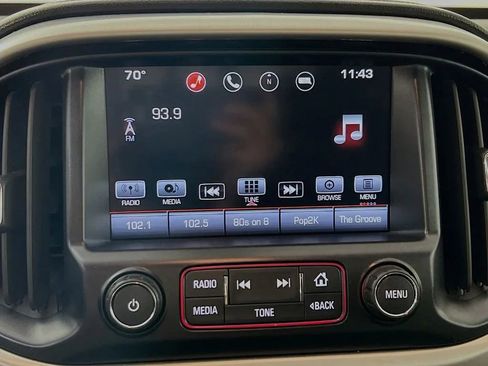 Used 2016 GMC Canyon SLE image 15