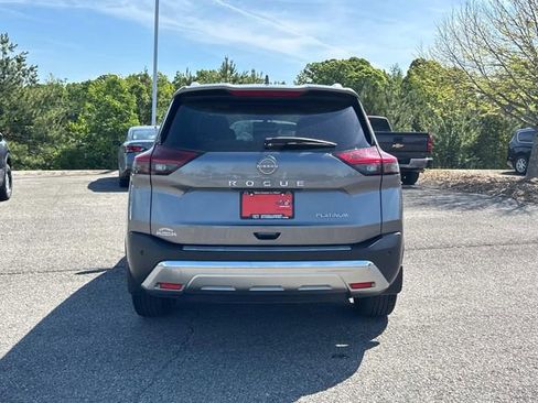 Certified 2023 Nissan Rogue Platinum w/ Platinum Premium Package FWD image 6
