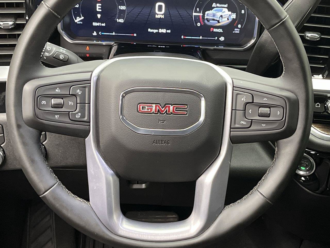 Used 2026 GMC Sierra 1500 Elevation AWD/4WD image 15