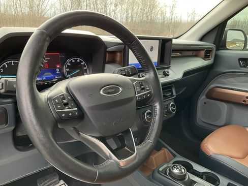 Certified 2022 Ford Maverick Lariat w/ Lariat Luxury Package image 16