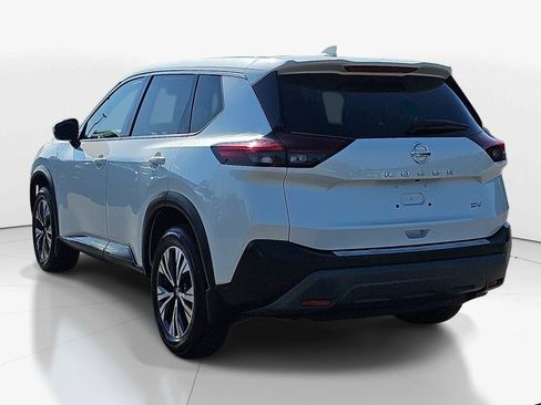 Used 2021 Nissan Rogue SV FWD image 8