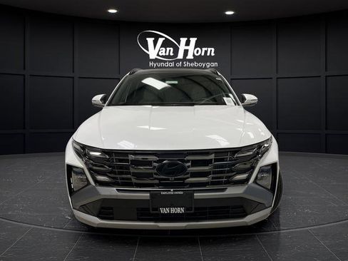 Used 2025 Hyundai Tucson Limited image 12