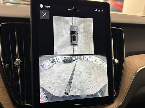 Used 2026 Volvo XC60 B5 Plus w/ Climate Package image 18