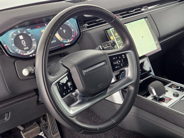 Used 2023 Land Rover Range Rover SE AWD/4WD image 21