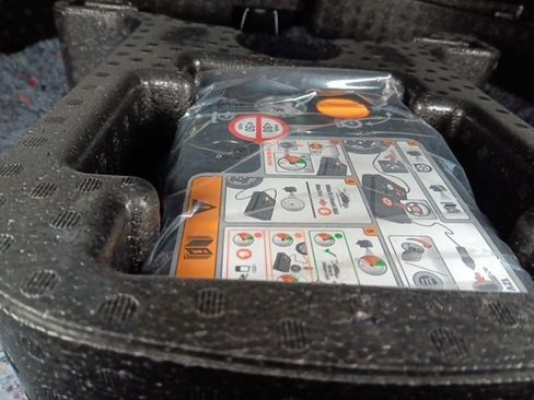 Used 2022 Ford Escape Titanium image 34